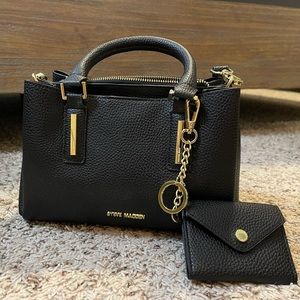 STEVE MADDEN purse black and gold NWOT